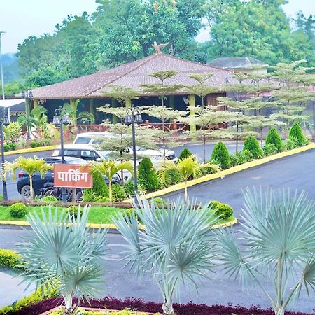 Sargawa The Palace Resort Ambikāpur Екстериор снимка