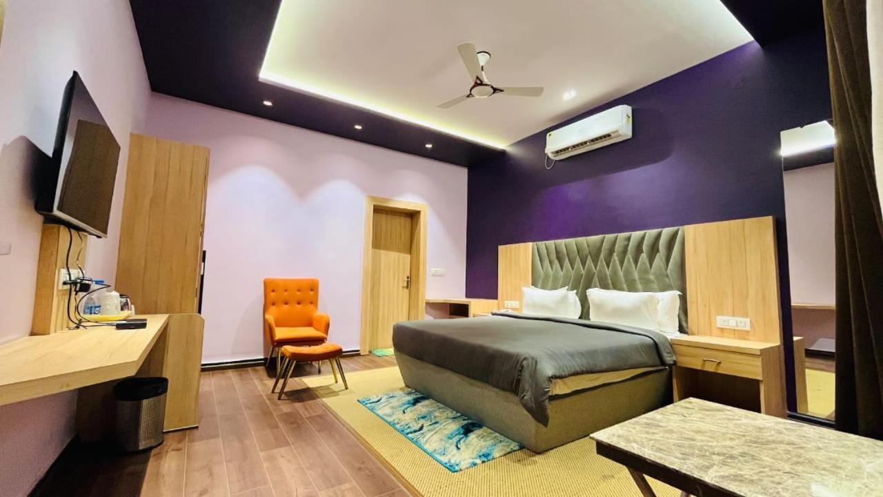 Sargawa The Palace Resort Ambikāpur Екстериор снимка